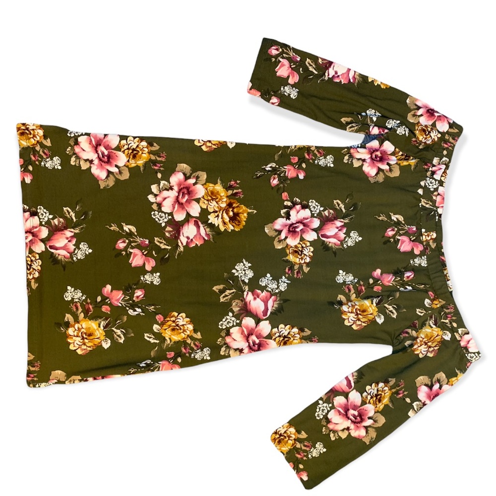 Size L, off shoulder, body con, mid thigh dress
